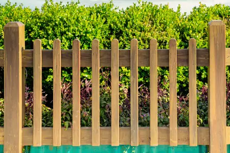 America's Backyard installs Cedar Fencing in Aurora IL